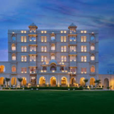 Laxminarayan Club & Resort Vadodara Exterior photo